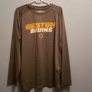 NWOT Boston Bruins NHL trademark long sleeve tee